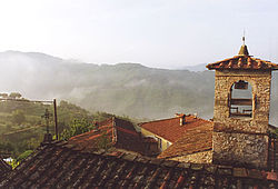 Een heerlijke vakantie in Toscane: de ochtendnevel in Toscane.